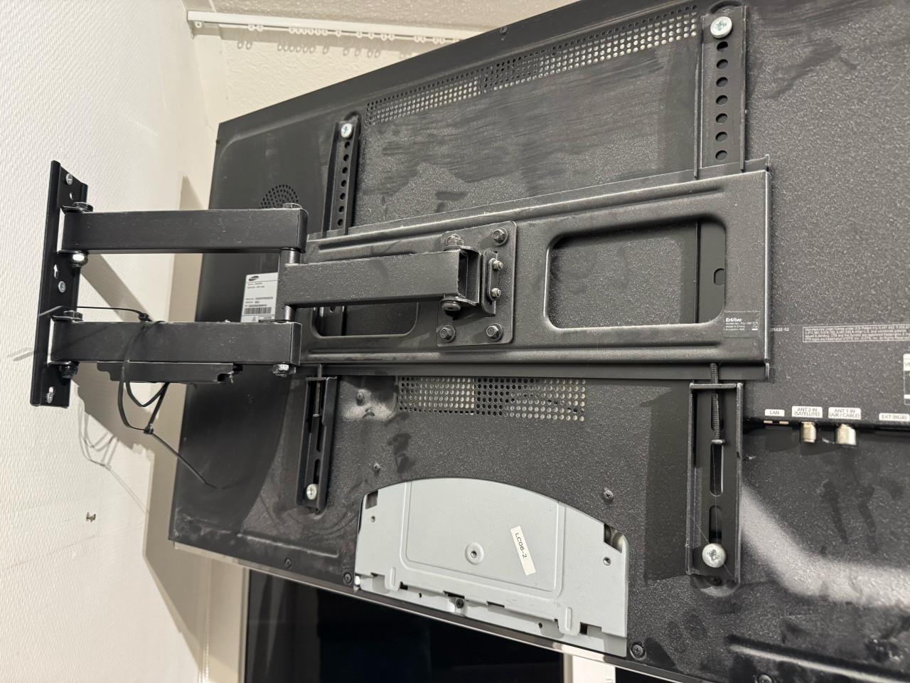 Samsung UE40C6700USXXN 40 inch LED TV