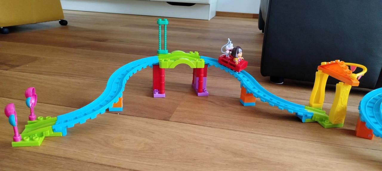 Dora achtbaan +extra's