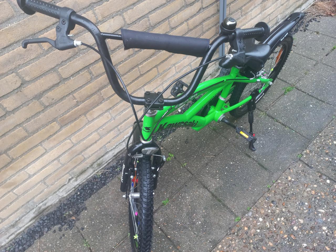 Te koop 20 inch cross fietsje