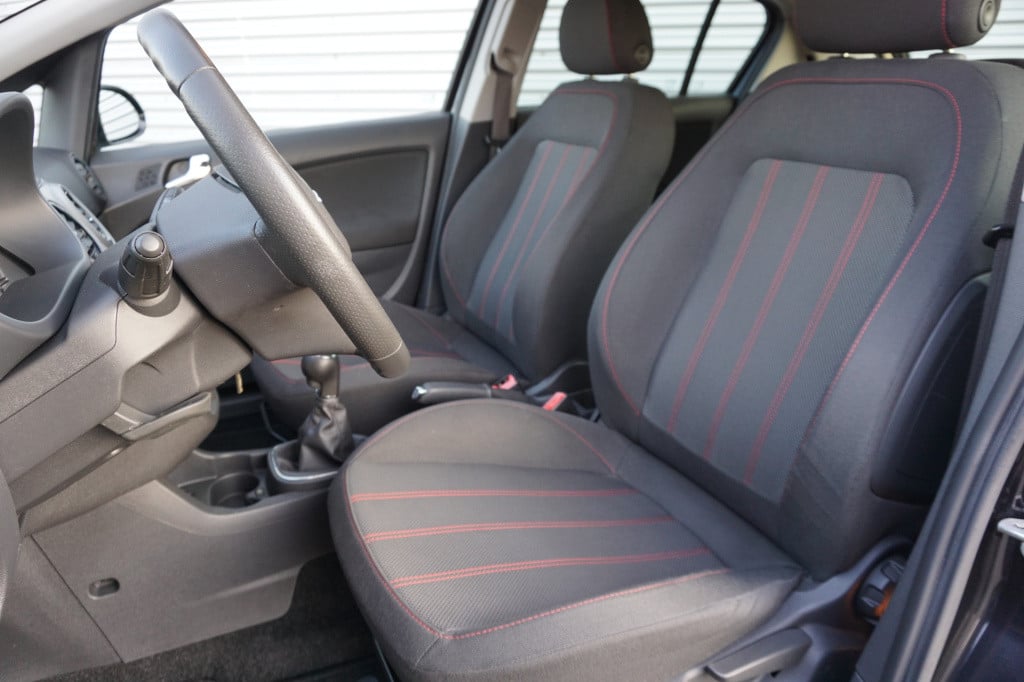 Opel Corsa 1.4-16v sport airco / cruise / elektr. ramen / trekhaak / nap
