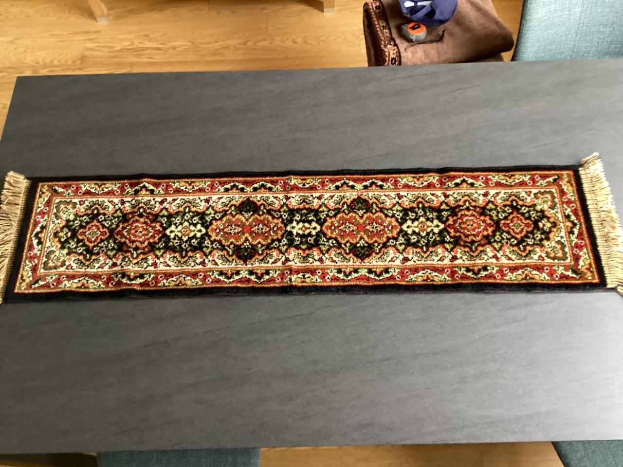 Vintage Tafelloper/ kleed.