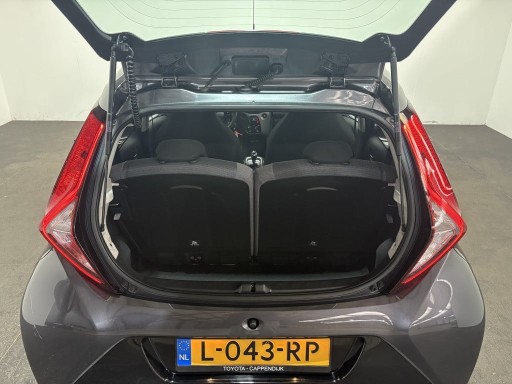 Toyota Aygo 1.0 vvt-i x-play