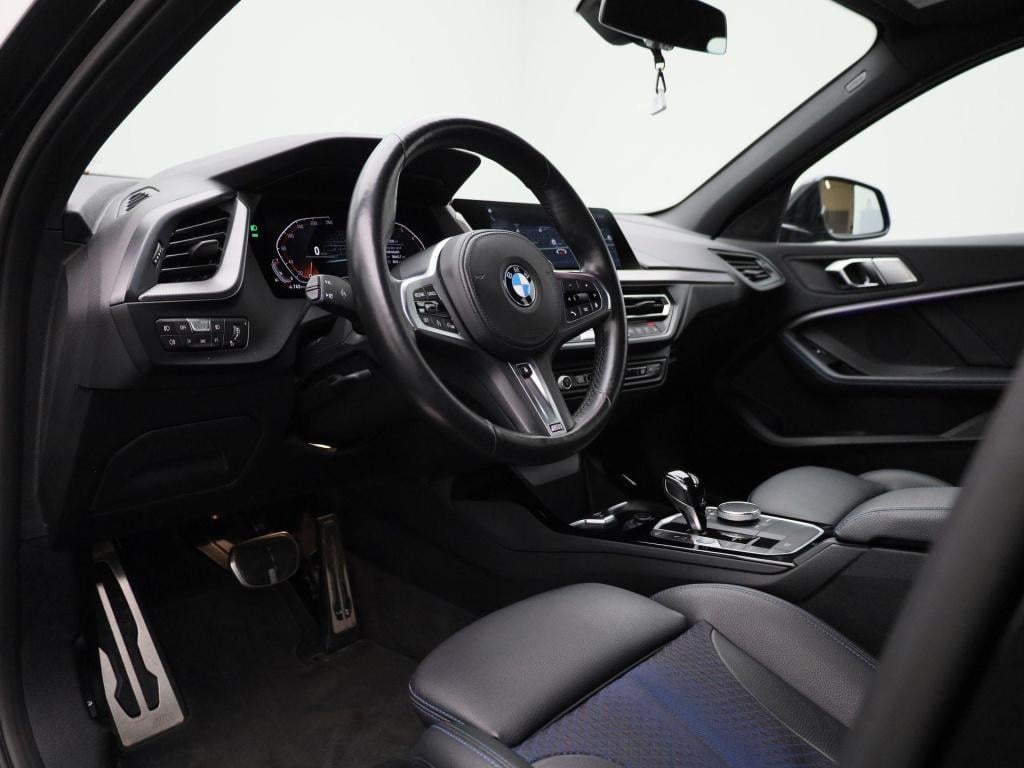 BMW 1 Serie 120i business edition | m-sport | automaat | navigatie | stoel/