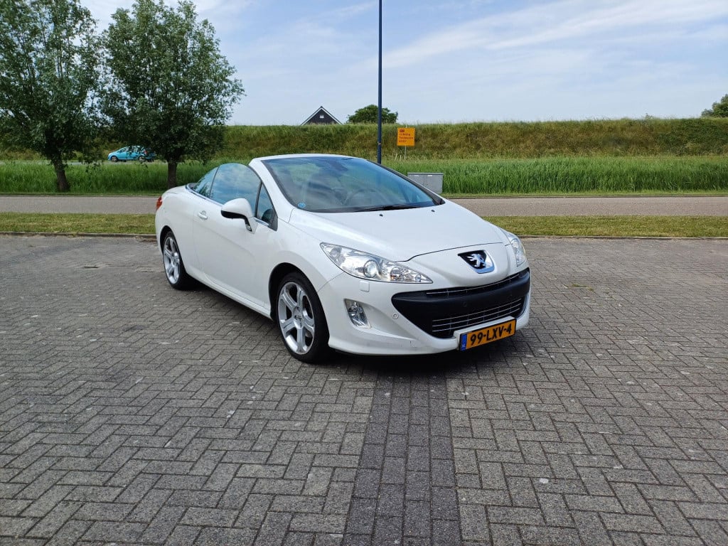 Peugeot 308 cc 1.6 thp feline cabrio coupe