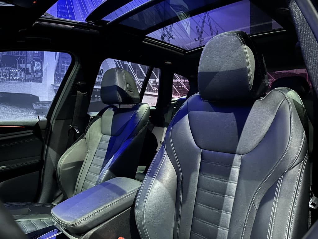 BMW X3 xdrive20i m sport executive edition *pano*trekhaak*memory*hud*