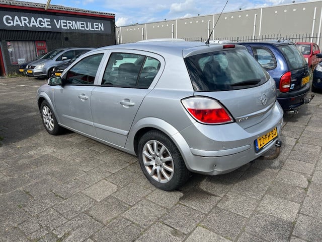 Opel Astra 1.8