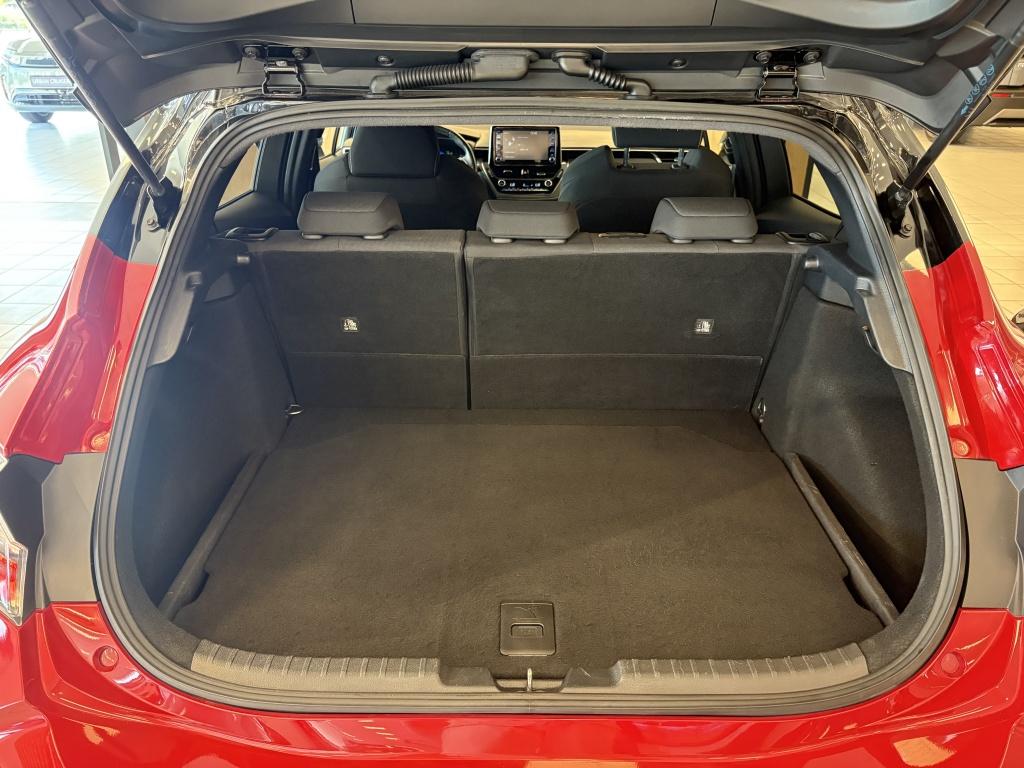 Toyota Corolla 2.0 180pk hybrid style limited | stuur+ stoel.verw | camera|