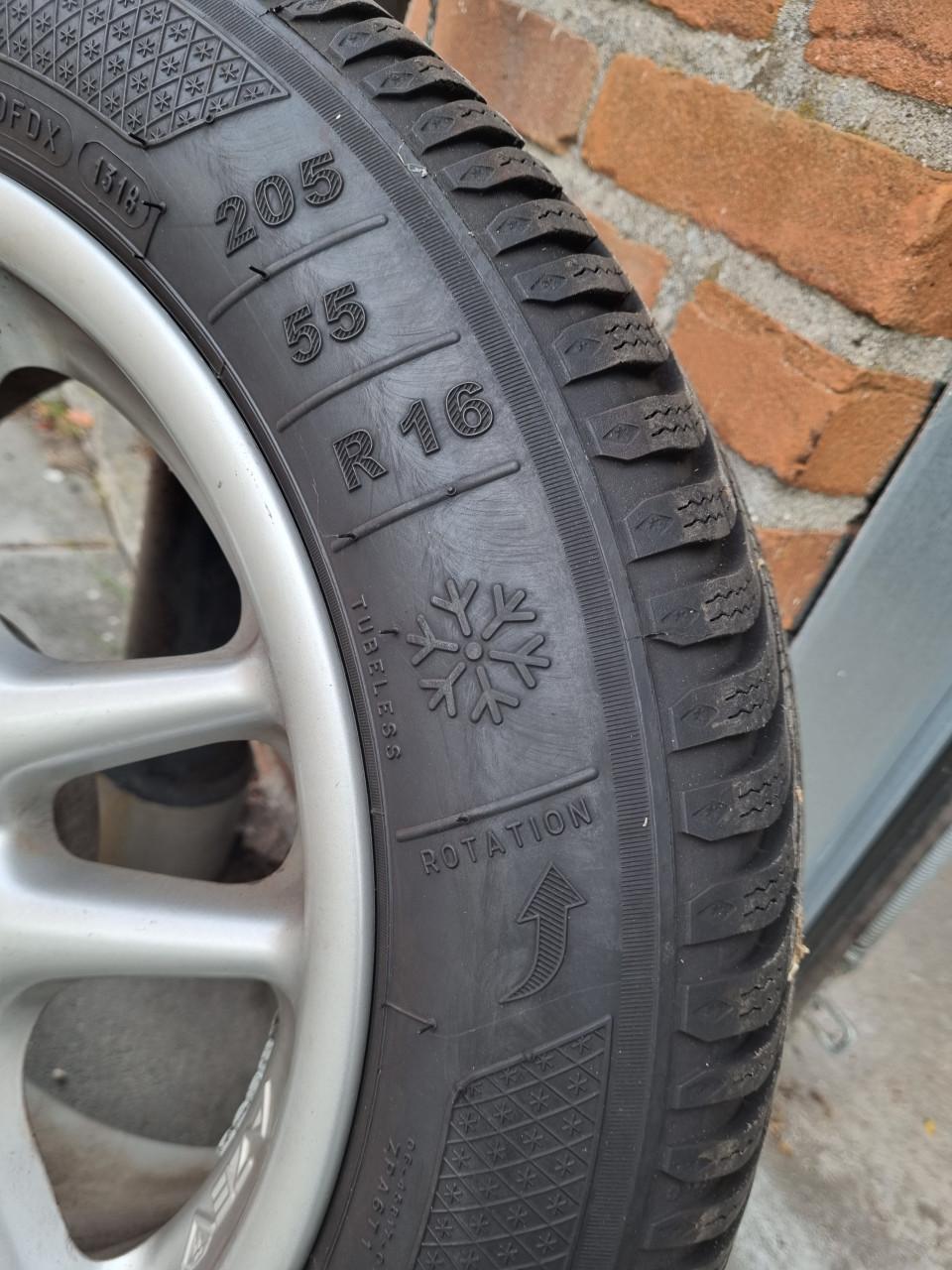 Winterbanden + AZEV Velgen 205/55R16 o.a. voor MB W204