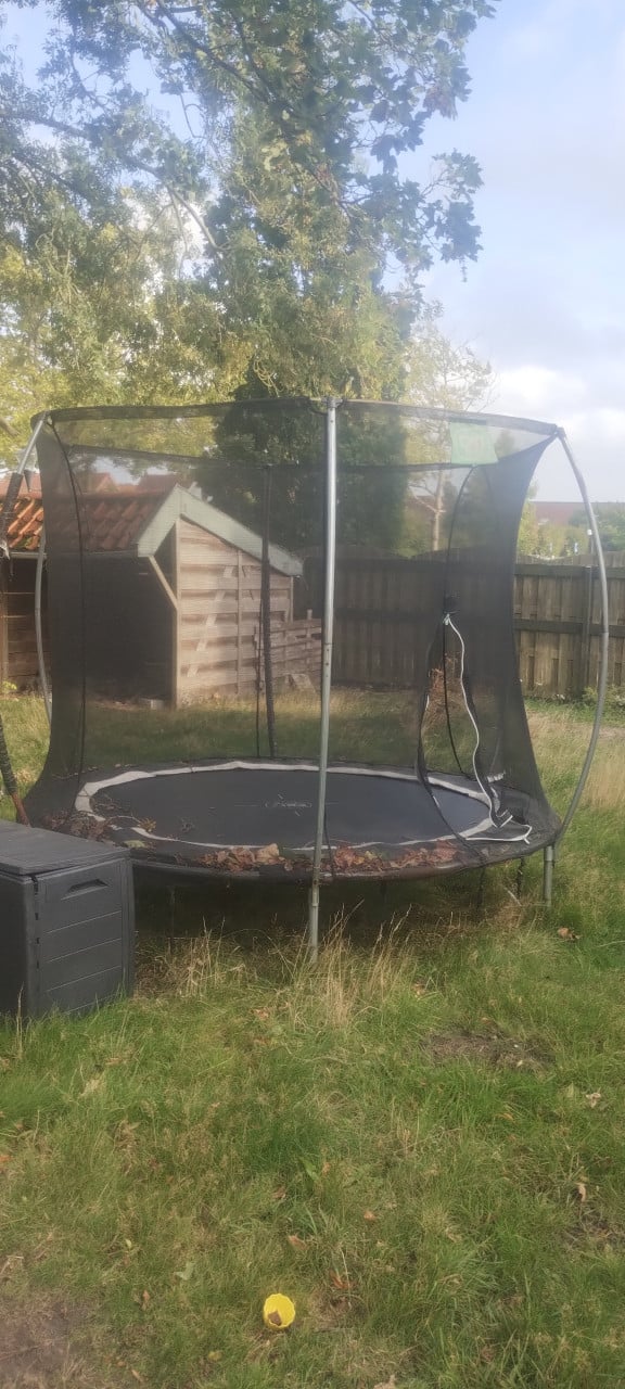 Trampoline