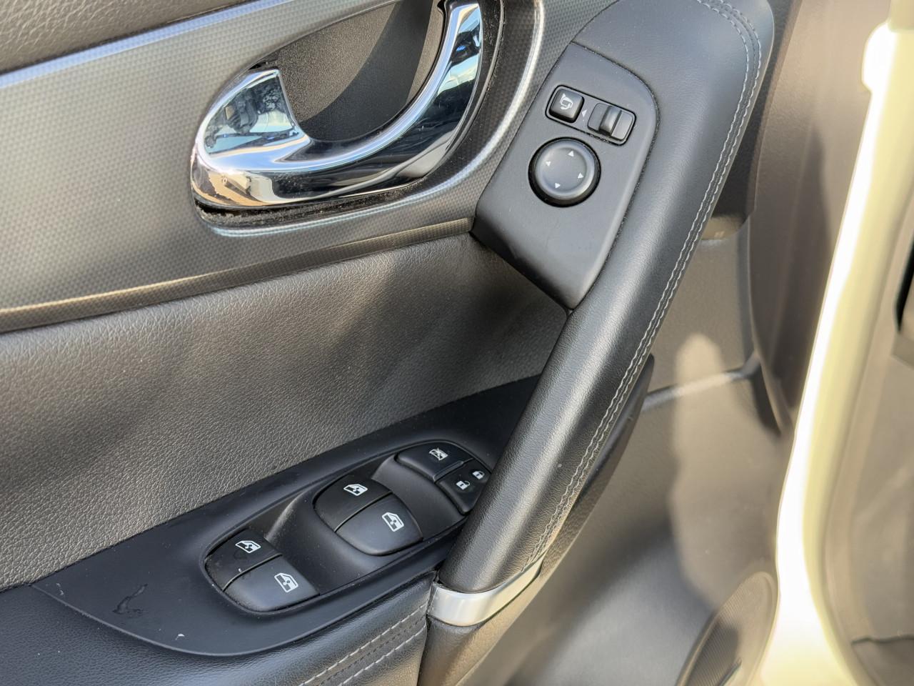 Nissan Qashqai - 1.2 Tekna +