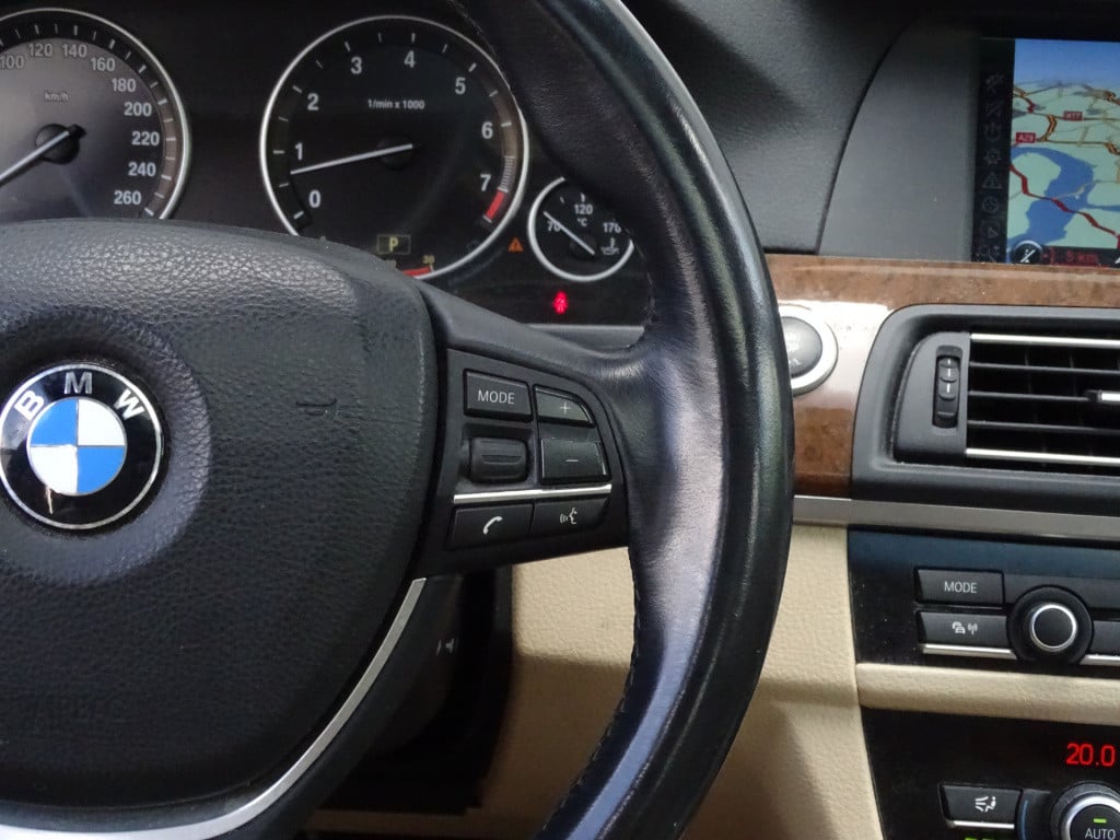 BMW 5 Serie 523i high executive | pano | comfortstoelen | stoelverwarming