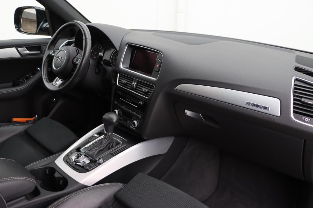 Audi Q5 2.0 tfsi quattro adrenalin sport s-line 230pk tiptronic
