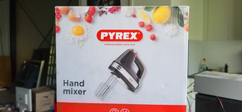 Nieuwe Pyrex handmixer