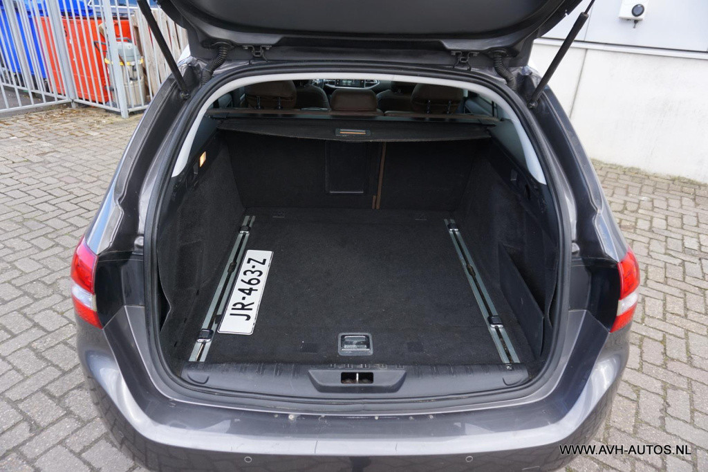 Peugeot 308 sw 1.2 puretech blue lease premium automaat