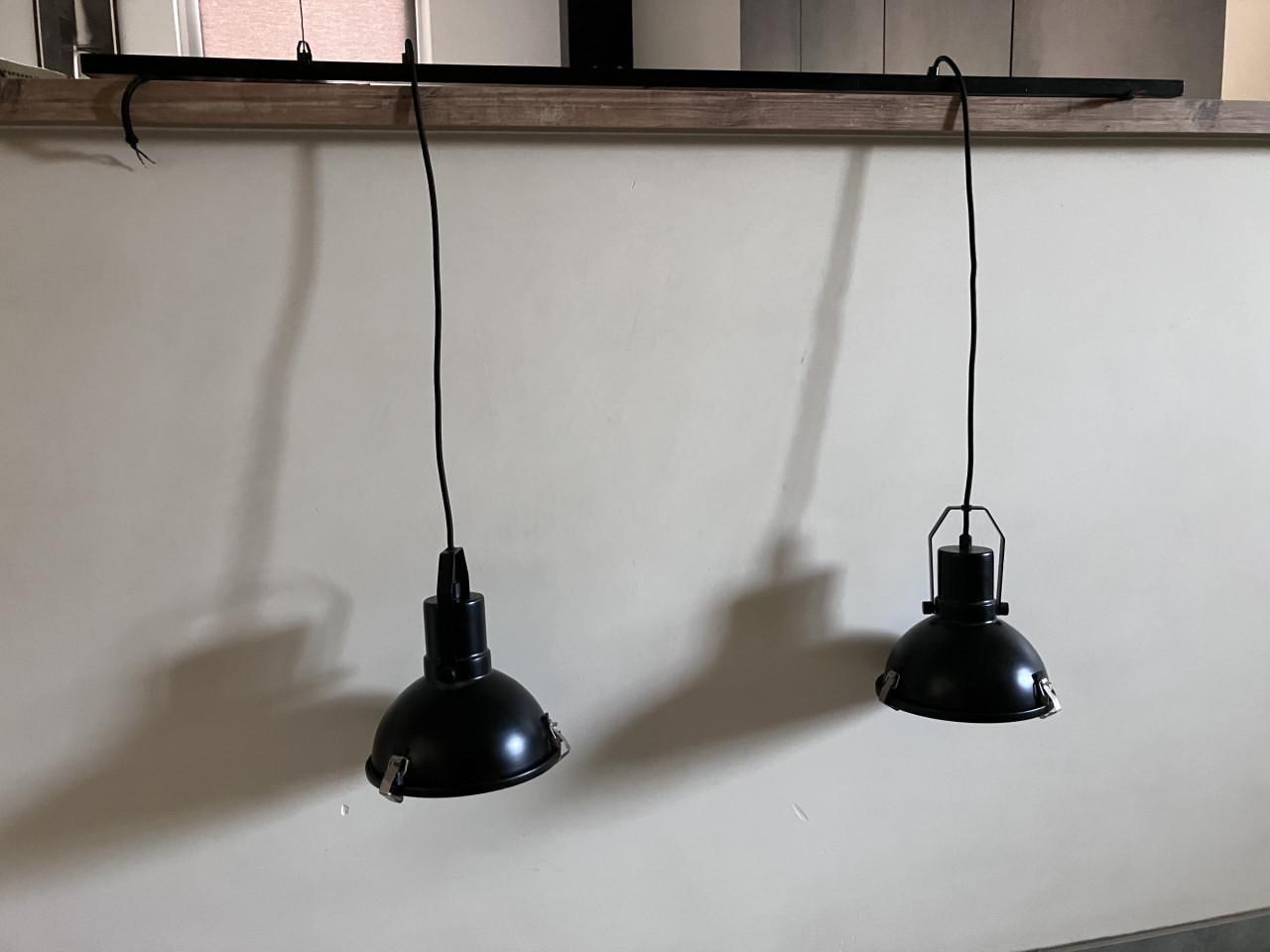 Hanglampen 2 stuks voor boven bar