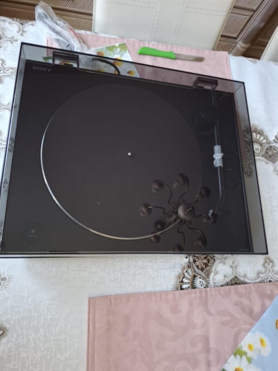 Platenspeler met BLUETOOTH - connectiviteit. Met garantie!!