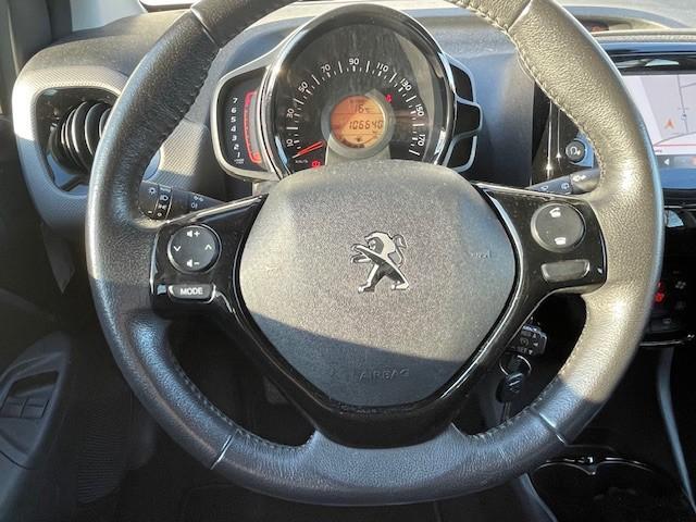 Peugeot 108 1.0 e-vti blue lease executive