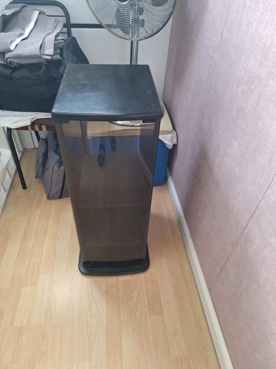 GRATIS OPHALEN Stereomeubel