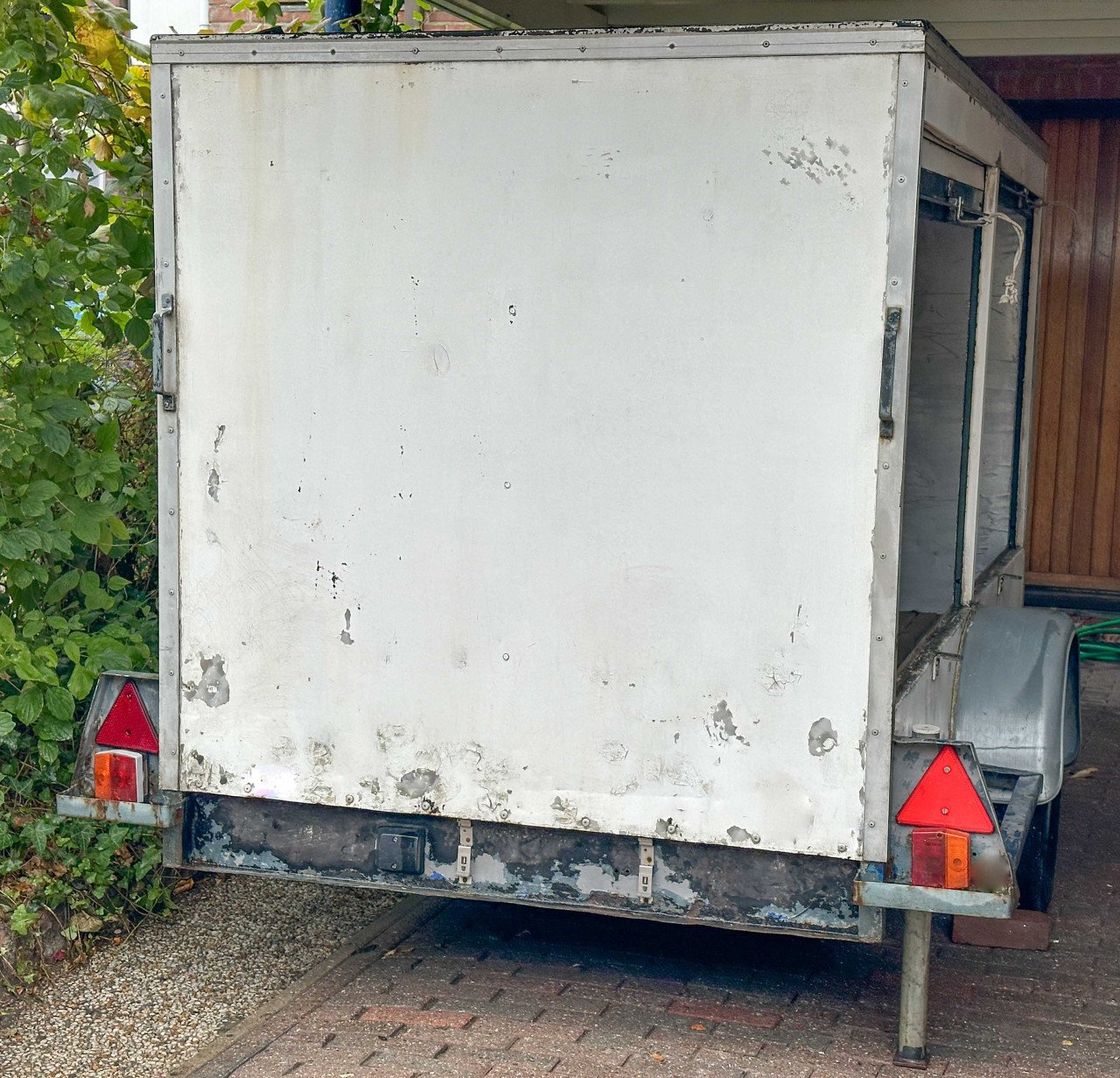 Gesloten aanhangwagen max. 750 kg
