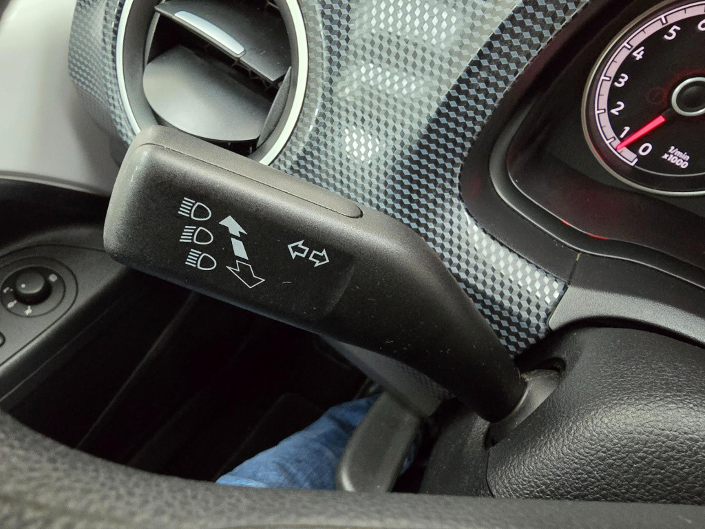 Volkswagen UP! occasion 1.0 bluemotion zeer zuinig! | tweedehands volkswage