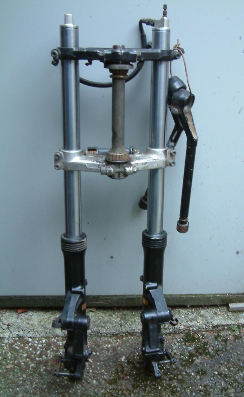 Honda frame delen  schone tanken -kappen -voorvorken