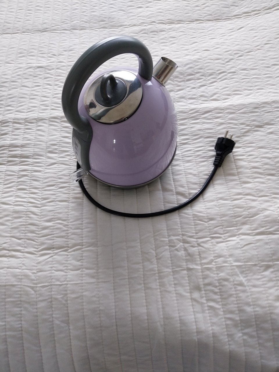 Te koop i.g.s.z senseo en waterkoker