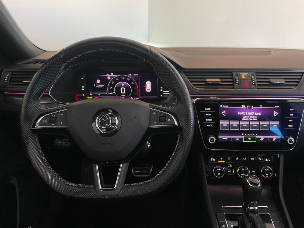 Skoda Superb combi 1.4 tsi iv sportline business