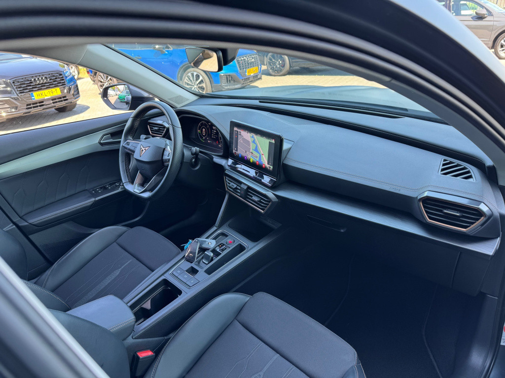 Cupra Formentor 1.4 e-hybrid business * matt grijs * navigatie * trekhaak