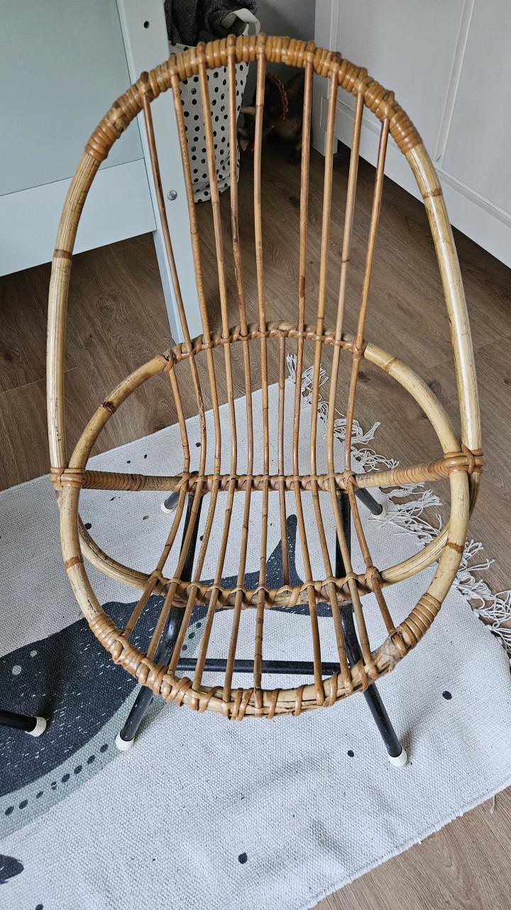 2 vintage rotan kinderstoeltjes