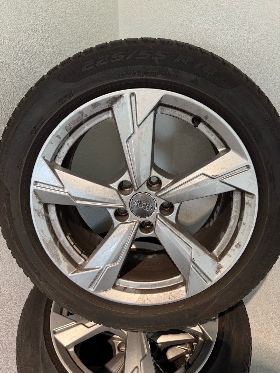 Audi A6 C8 Winterset 18 inch zonder schade!