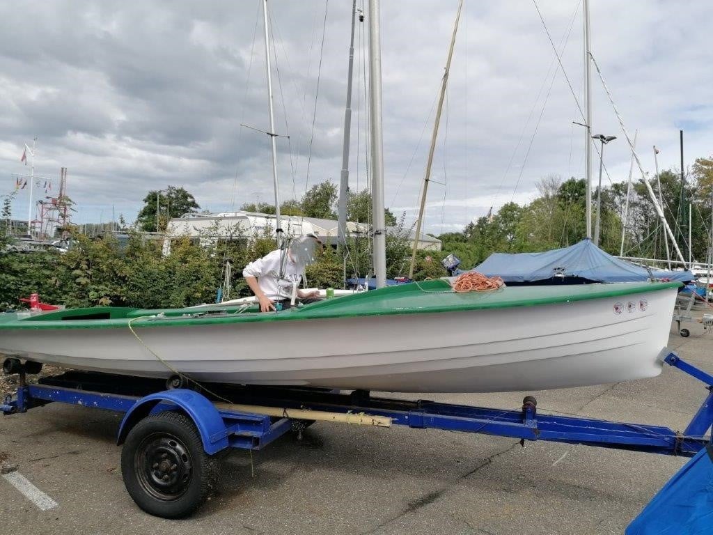 Open zeilboot Osprey incl. trailer - project