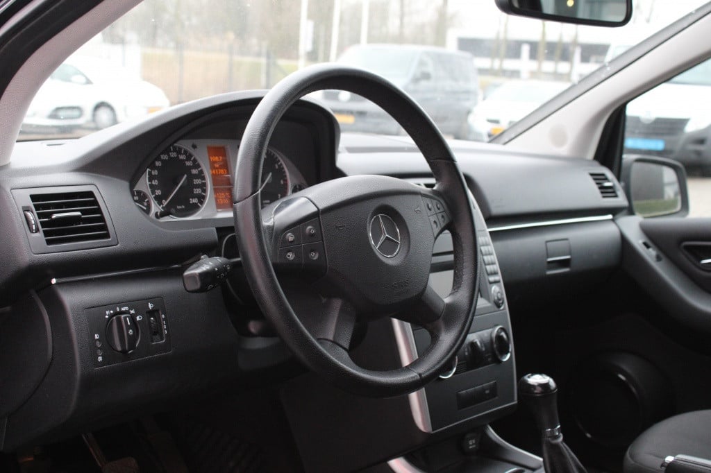 Mercedes-Benz B-Klasse 160 bluee. bns cl.