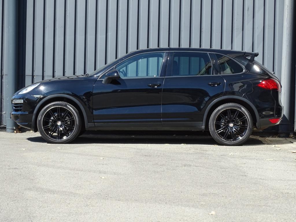 Porsche Cayenne 3.0 d | bose | pano | memory | bi-xenon