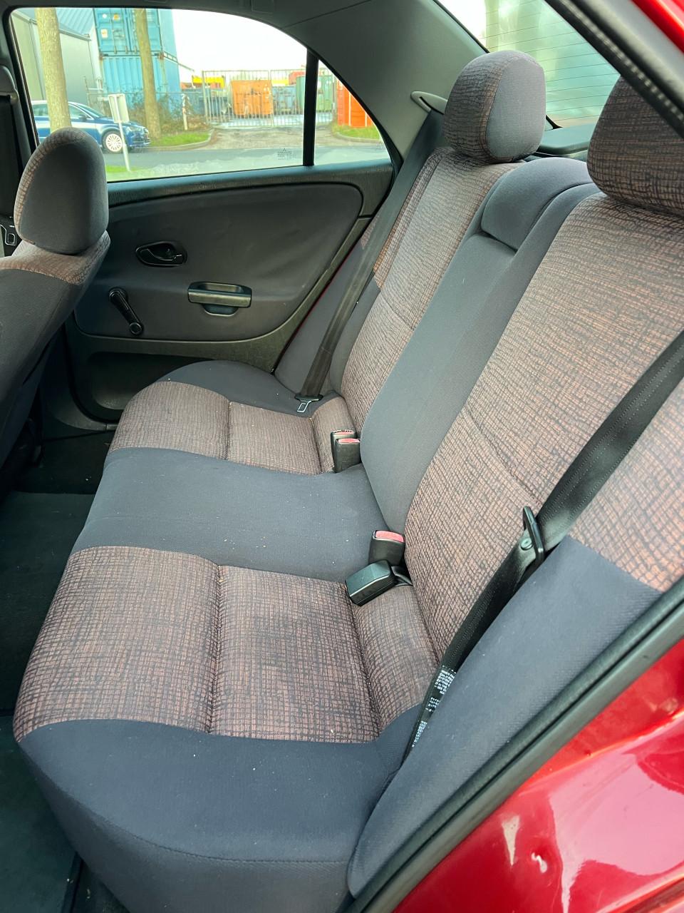 Mitsubishi Carisma 1.6 Classic.nl Vol Jaar Apk