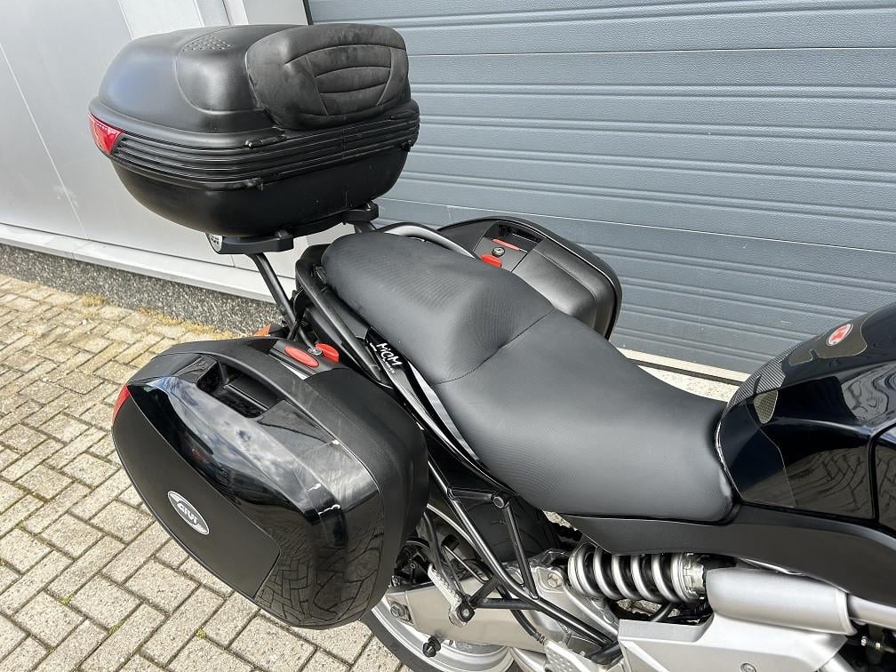 Kawasaki Versys 650 uit 2007, kofferset, handguards, valprotectie etc €2695