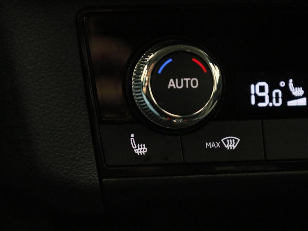 Skoda Scala 1.0 tsi business edition | navigatie | apple carplay | virtual 
