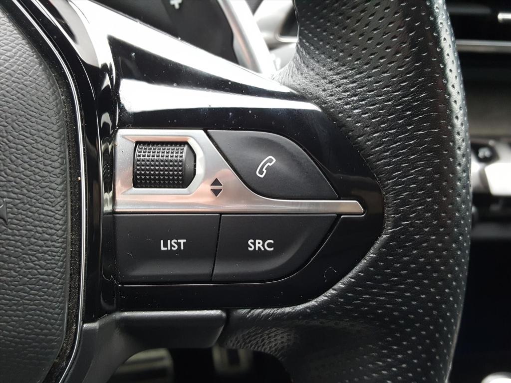 Peugeot 3008 1.2 130pk s&s gt automaat navigatie | trekhaak | apple carplay