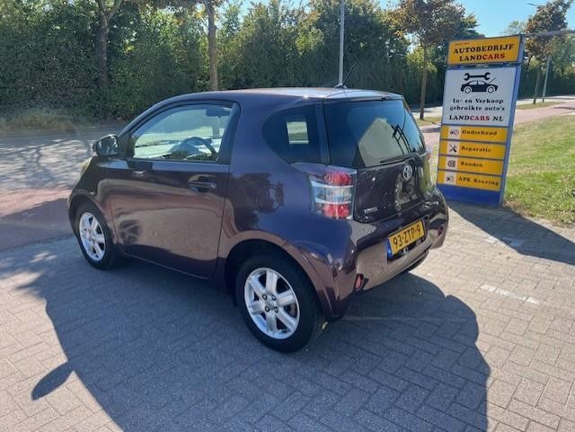 Toyota Iq 4 zitplaatsen 1.0 vvti comfort