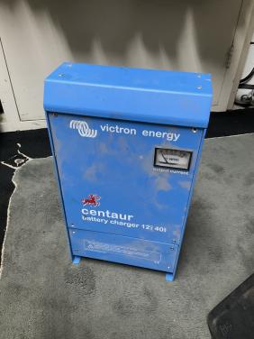 Victron omvormer(WAARSCHIJNLIJK NIET WERKEND)