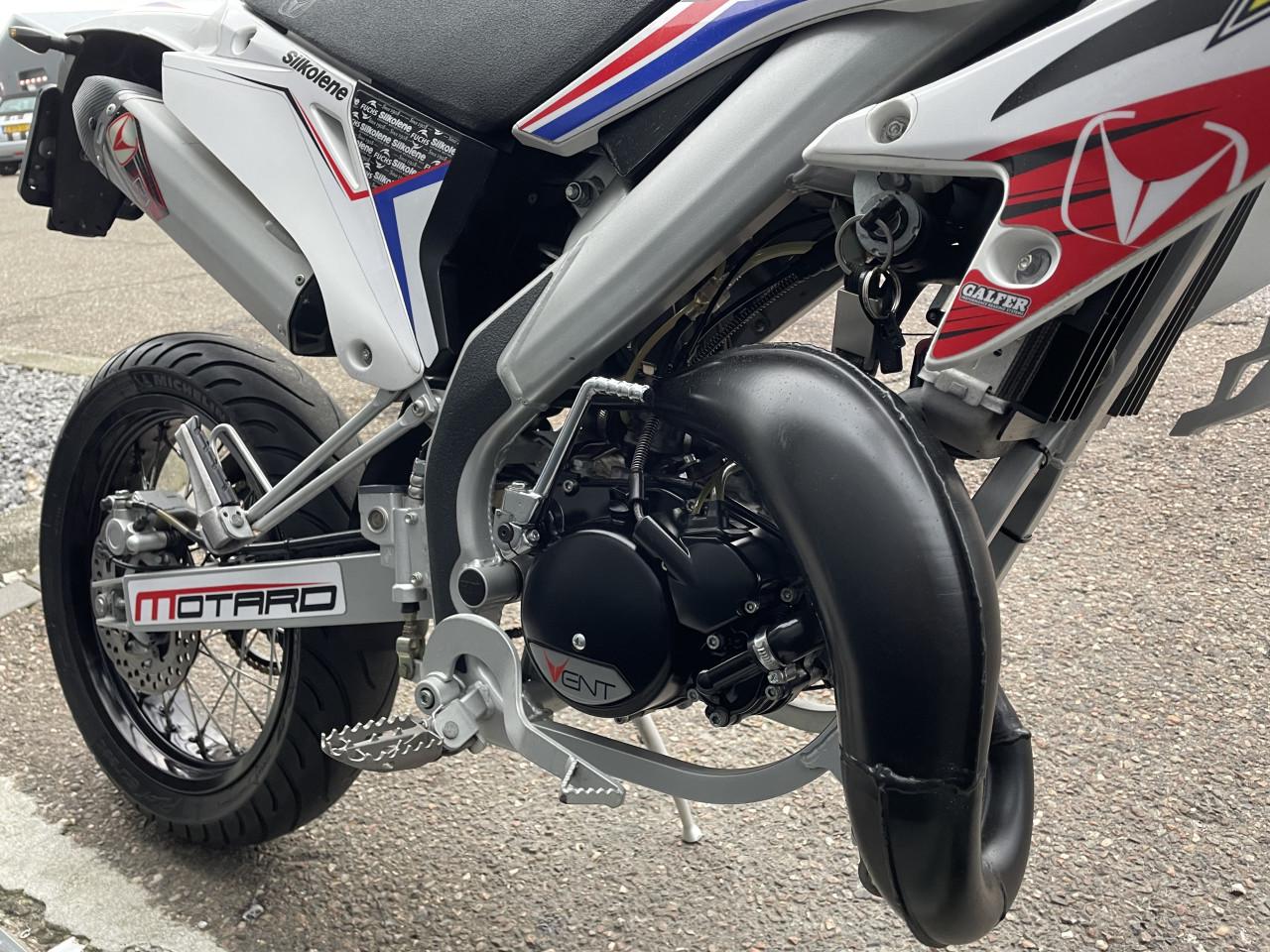 HM VENT 50 ROCKSTAR SCHAKELBROMMER