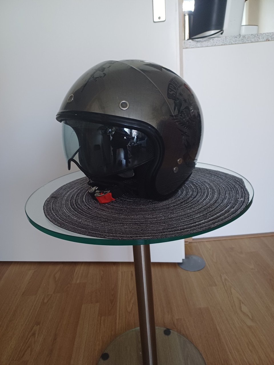 Zeer nette helm merk Nolan 75 euro !!