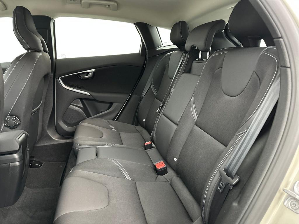 Volvo V40 2.0 t3 nordic+ | standkachel | stoelverwarming | cruise control |