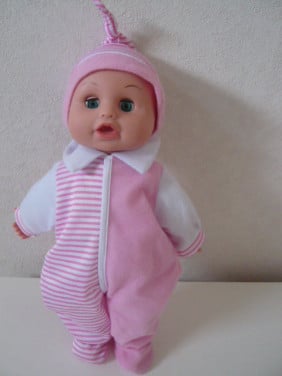 NIEUWE BABYPOP MET ZACHT LIJFJE EN SLAAPOOGJES