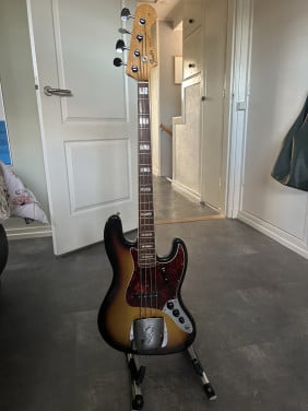 Te koop Fender jazz bass '67