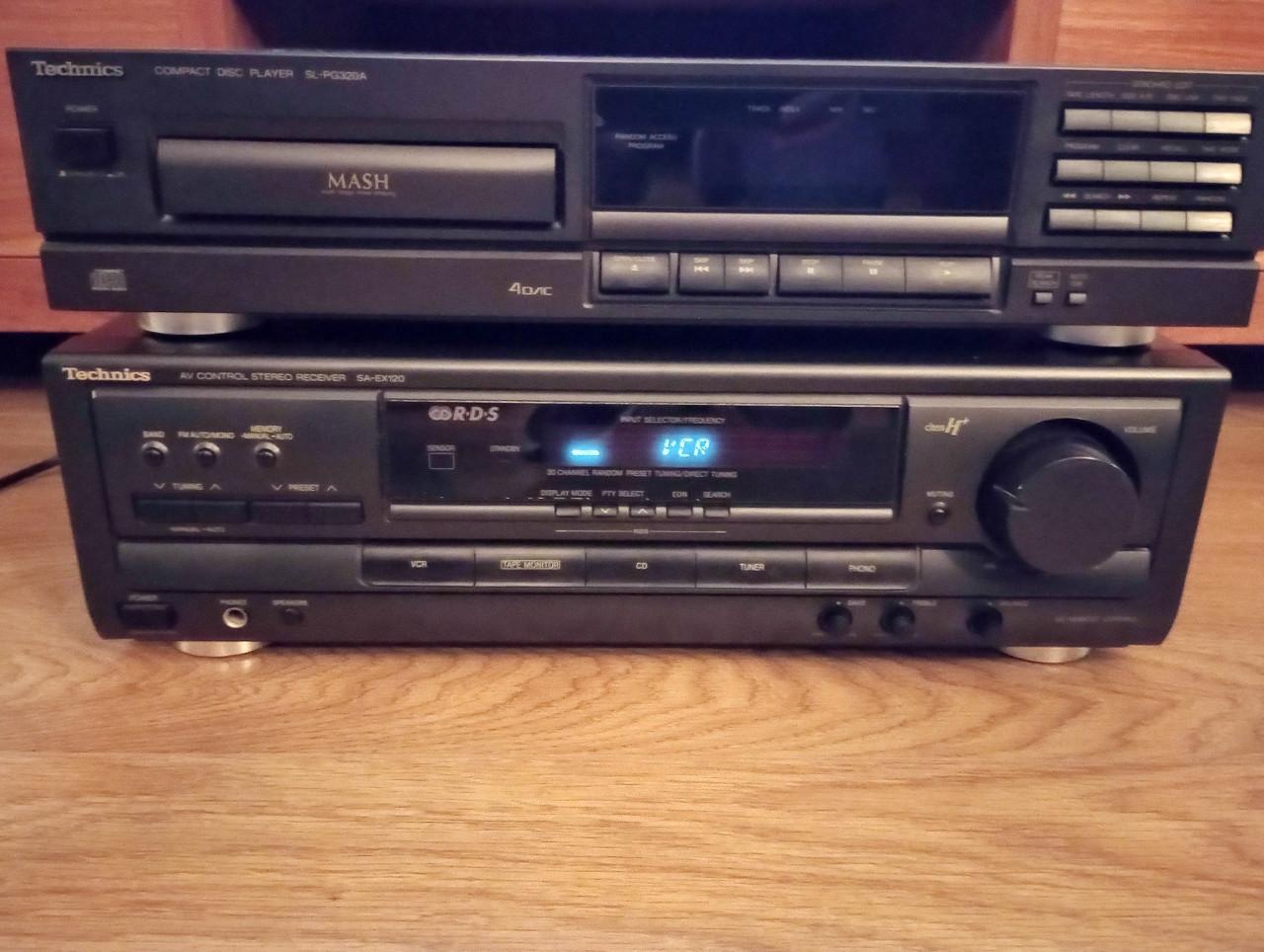 Technics SA-EX120 AV Control Stereo Receiver & SL-PG320A CD-speler