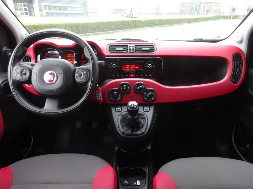 Fiat Panda 0.9 twinair lounge airco / elektr. ramen / cruise control / nap