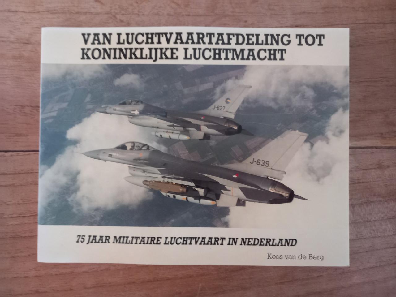 Verschillende luchtvaartboekjes
