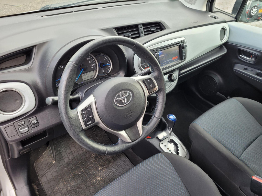 Toyota Yaris 1.5 full hybrid comfort