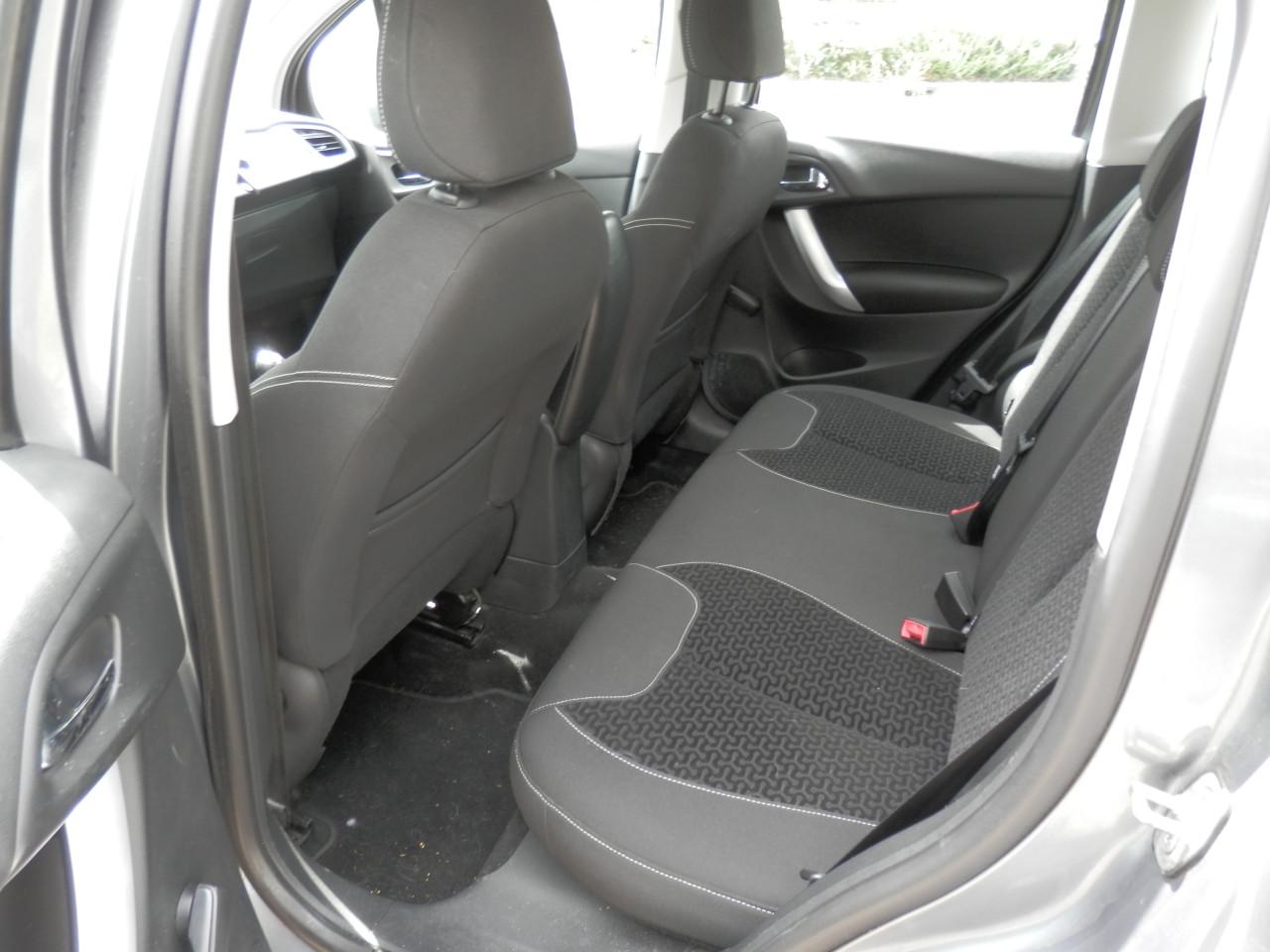 Auto Garant Biedt Aan: Citroen C3 1.4 Ligne Business