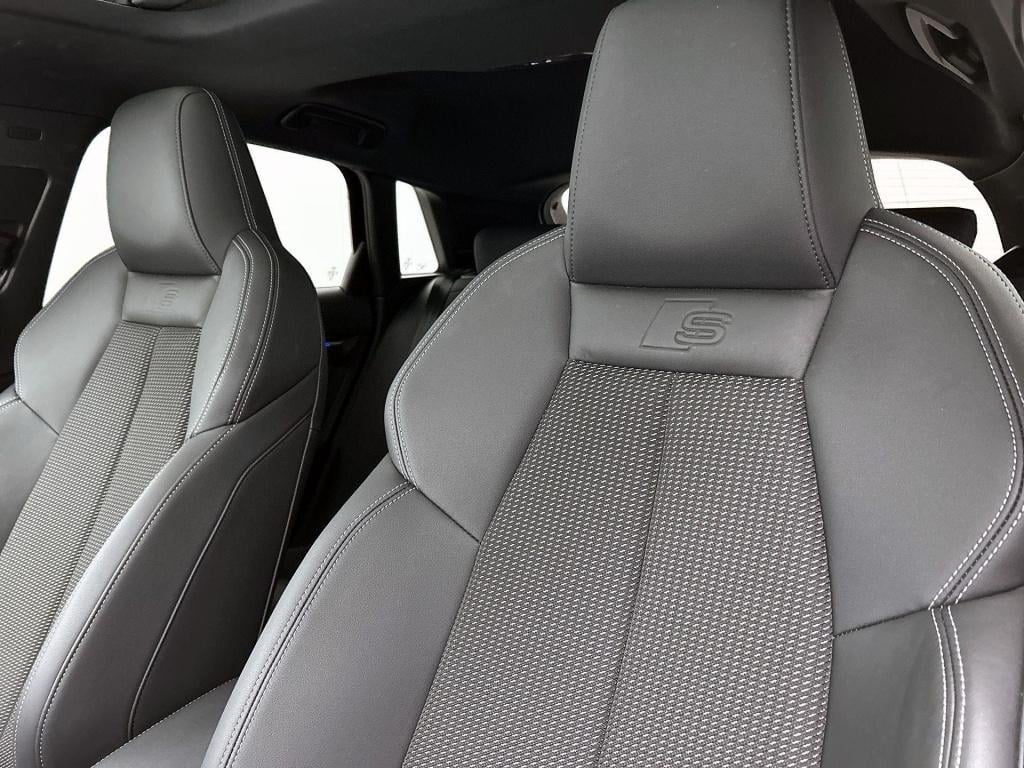 Audi A3 sportback 35 tfsi s edition | 2x s-line | panoramadak | sonos | mat